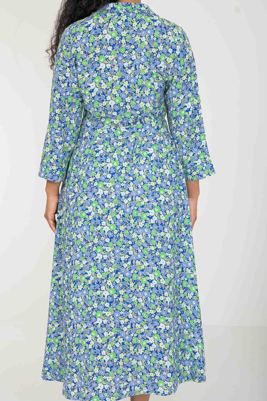 Pure EcoVero woven viscose midi dress - Green-blue flowers - Grønnblå mønstret legglang skjortekjole 