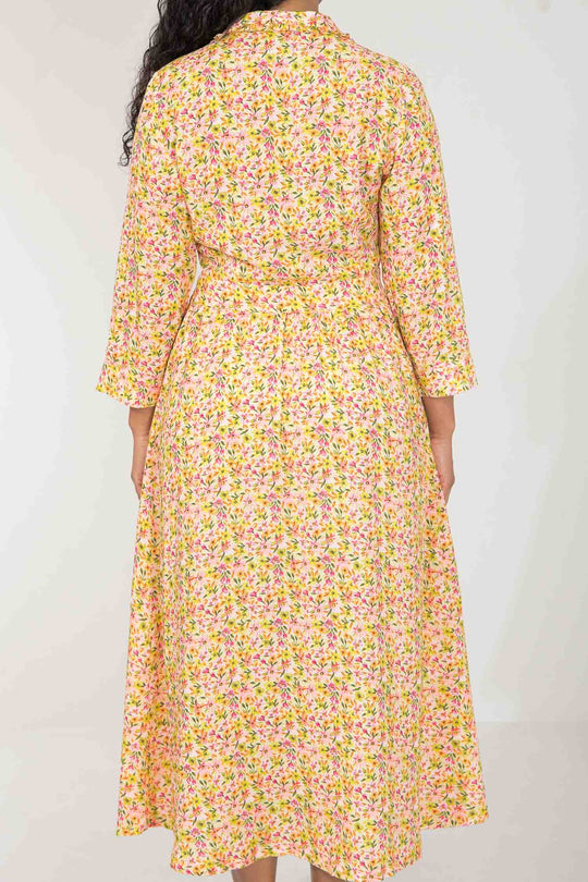 Pure EcoVero woven viscose midi dress - Yellow flowers - Gul mønstret legglang skjortekjole 